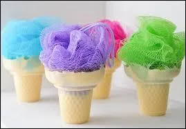 Quel est le nom de l'inventeur du c&eacute;l&egrave;bre savon de Marseille ?