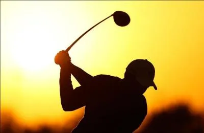 Au golf, si on réalise deux coups sous le par, qu'a-t-on effectué ?