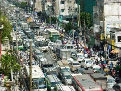 Rester coincé dans les embouteillages, pourquoi ?
