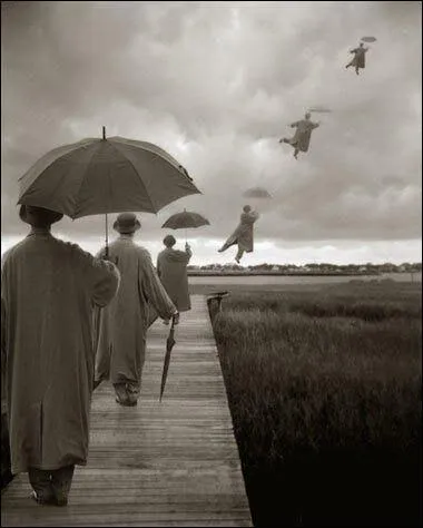 C'est un film à l'intrigue très intéressante que celui qui est évoqué par ce tableau (il faut juste en retirer les parapluies). Quel est ce film angoissant ?