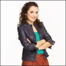 Comment s'appelle cette actrice ? (Karine)