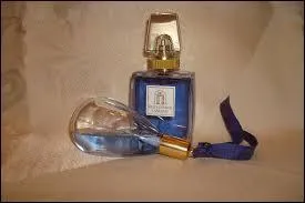 Quel est le nom de ce parfum de Lancôme au délicat parfum de rose ?