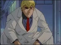 'GTO' : Il s'appelle Onizuka Eikichi. Déterminez l'information correcte.