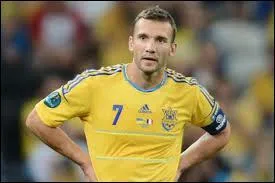 Qui est le ballon d'or 2004 ?