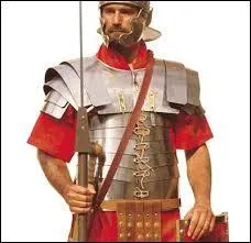 Dans l'Antiquité, avec quoi le légionnaire romain était-il parfois payé ?