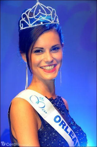 Qui a succédé à Flora Coquerel dans le rôle de Miss Orléanais ?