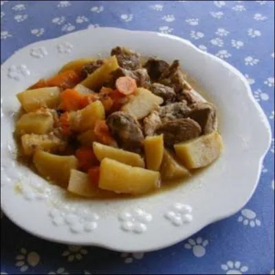 Nous sommes toujours dans ce département à midi, et nous allons déguster un barboton, à base de quelle viande est-il conçu ?