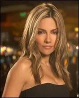 Pourquoi la surnomme t-on 'l'oiseau mouche' ?