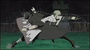 Il va attaquer Konoha avec Kyubi et va affronter son ancien Sensei qui est :