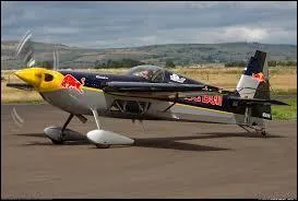 Quel est cet avion ? (ce n'est pas un avion de chasse ! )