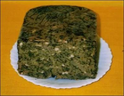 Revenons un peu à nos légumes : cette espèce de gâteau d'herbes vertes est délicieux quand il est bien fait. Les lardons y étaient facultatifs, surtout en période de vaches maigres. Comment le nomme-t-on ici ?