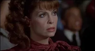 Comment se prénomme la femme de Rocky ?