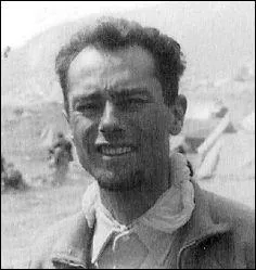 Ce fut également un grand alpiniste bien que, comme Schatz, il ne fut qu'amateur. Avec Terray il fit la 1ère du Makalu. Il fut lui aussi un élément indispensable pour la victoire finale. Il s'appelle :