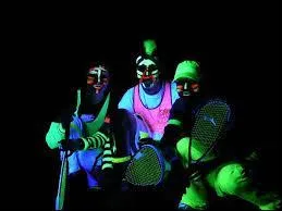 Cochez l'information fausse concernant le blackminton.