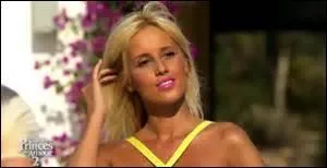 Une question étonnante, laquelle de ces filles a joué dans des films pornographiques ?