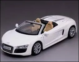 De quelle marque de voitures fait partie cette voiture décapotable ?