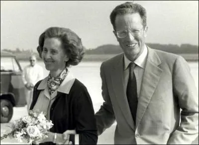 En quelle année son époux, le roi Baudoin, décéda-t-il ?