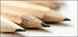 Durant la pénurie de crayons, en quoi de nouveaux crayons français sont-ils fabriqués ?