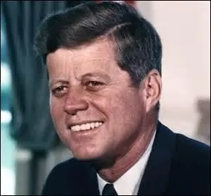 Dans quelle ville John Fitzgerald Kennedy a-t-il &eacute;t&eacute; assassin&eacute; ?