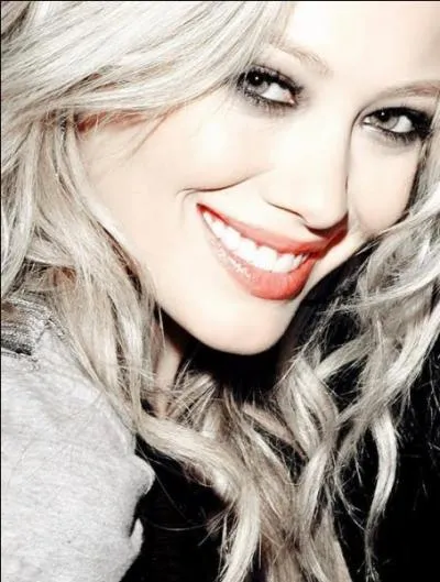 Comment s'appelle cette actrice ?