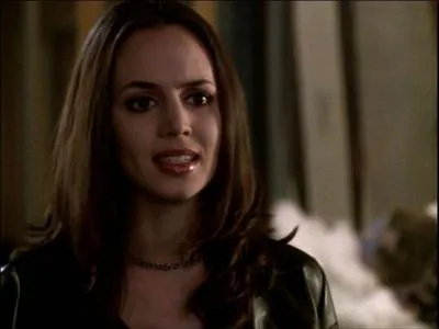 Dans quelle série peut-on voir Faith Lehane ?