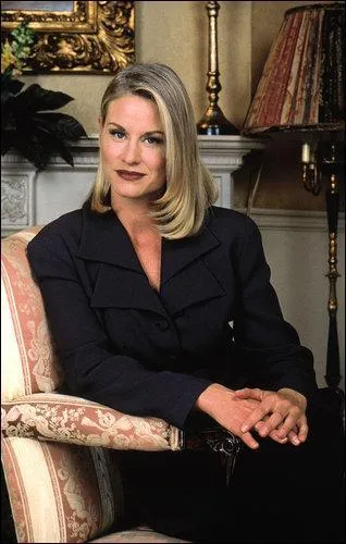 Dans l'ineffable et souvent très drôle série Une nounou d'enfer (The nanny), l'un des personnages les plus savoureux, avec Niles et la mère de Fran, c'est C.C. Babcock. Que signifie donc C.C. (prononcez Sissi)  ?