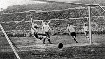 Quel est le pays vainqueur de la coupe du monde 1930 ?