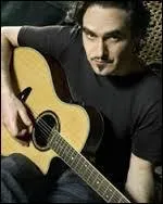 Pourquoi la femme de Stephan Eicher ne lui demande-t-elle jamais de faire la vaisselle ?