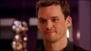 Avec qui Julian s'est-il marié ?