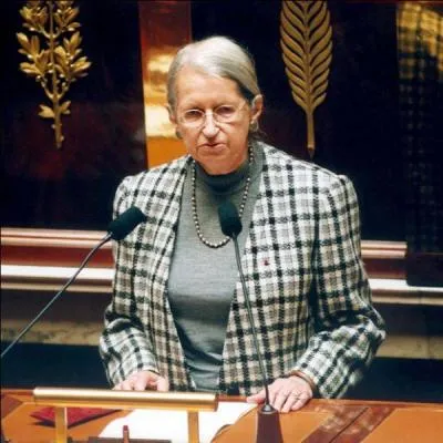 Geneviève de Gaulle-Anthonioz fut une femme politique, quel lien de parenté avait-elle avec le Général de Gaulle ?