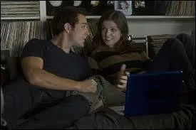 Jesse veut montrer à Beca la fin d'un film, lequel ?