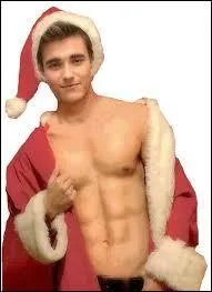 Dans quelle série Jorge Blanco joue-t-il le rôle de Leon ?