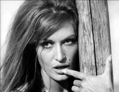Qui était connue sous le nom de Dalida ?