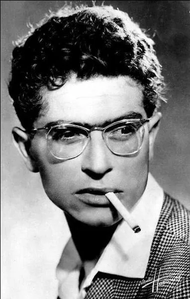 Quel est le vrai nom de Darry Cowl ?