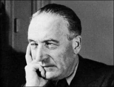 Jules Romains portait un nom qui pourrait épicer une sauce provençale :