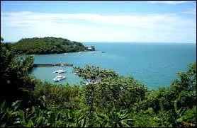 Quelle est la superficie de cette région française ?