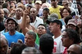 Et combien d'habitants y habitent ?