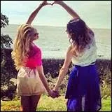 Qui est la meilleure amie de Martina ?