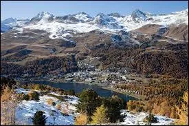 Les plus fortunés d'entre vous se rendront peut-être à Saint-Moritz. Dans quel canton suisse cette station se situe-t-elle ?