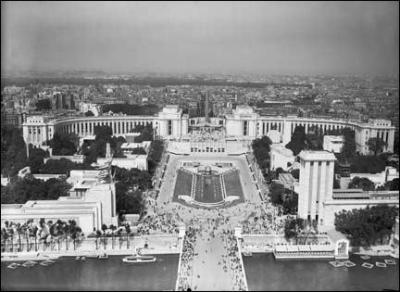 Quel était le thème de l'exposition universelle de Paris en 1937 ?
