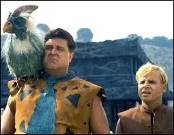 En 1994, John Goodman, Rick Moranis et Kyle MacLachlan, sont quelques uns des acteurs jouant dans le long-métrage "La Famille Pierrafeu". En version originale (anglophone), comment s'intitule ce film inspiré du dessin animé du même nom ?