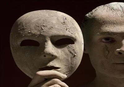 Qu'est-ce qu'exprime l'expression "face à" ?