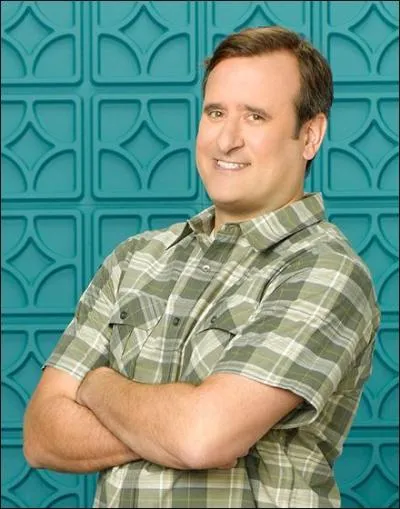 Comment s'appelle cet acteur ?