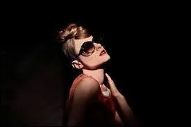 Quel est son titre, en anglais et en fran&ccedil;ais ?