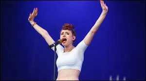 Combien de temps dure la premi&egrave;re chanson ?