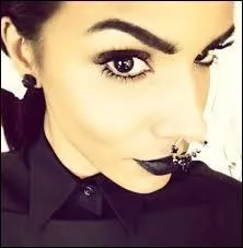 Où Shy'm est-elle venue ainsi ?