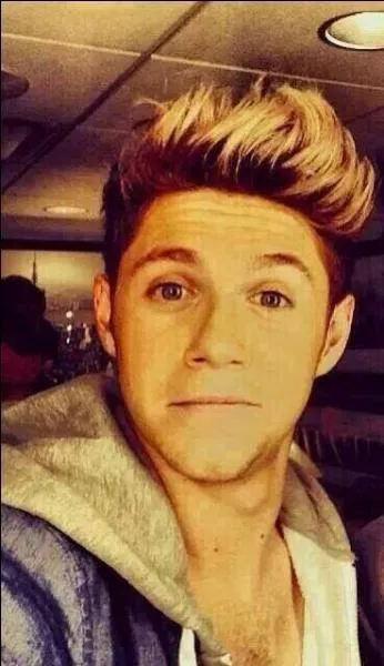 Qui est ce membre du groupe ?