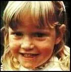 Qui est cette jeune fille blondinette devenue star internationale ?