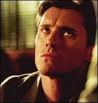 Qui l'a poignardé ?