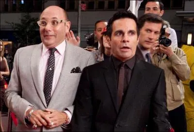 Le premier est le meilleur ami de Carrie, le second celui de Charlotte. Ils se détesteront au début puis tomberont rapidement amoureux l'un de l'autre. Il se marieront même.
Qui sont-ils ?